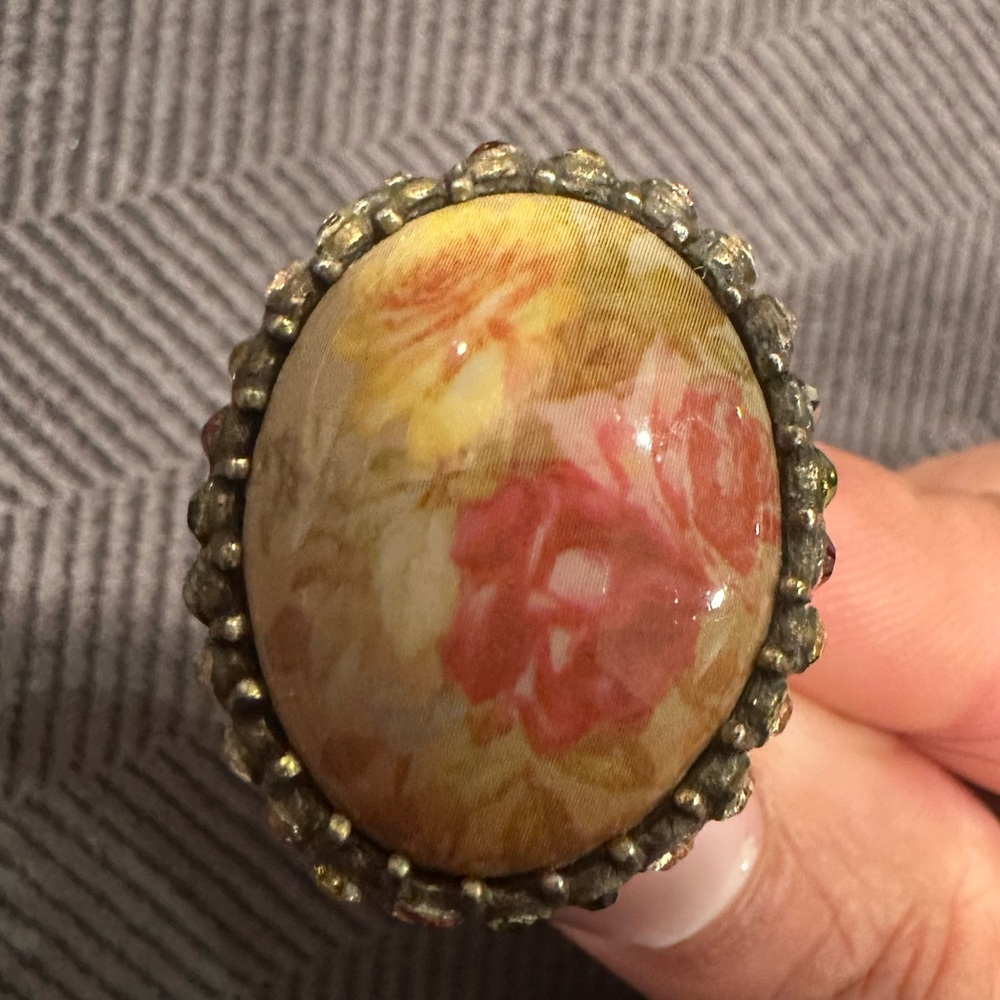 Vintage look Michal Negrin Ring
